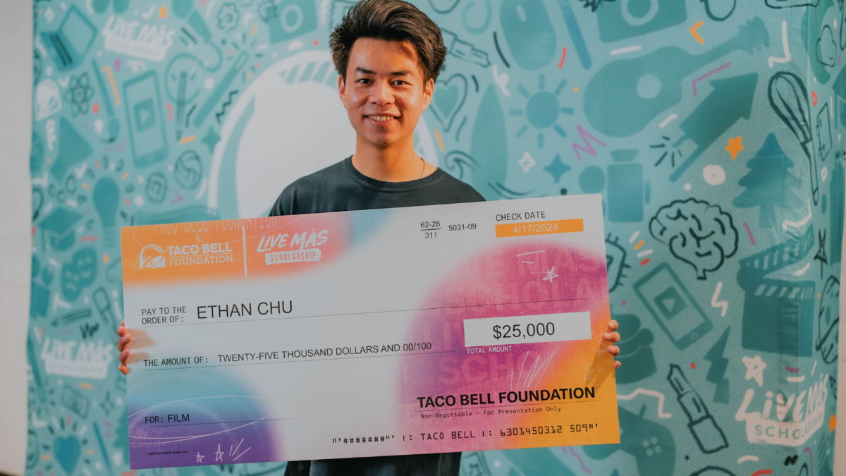 Live Más Scholarships Up to $25,000 From the Taco Bell Foundation