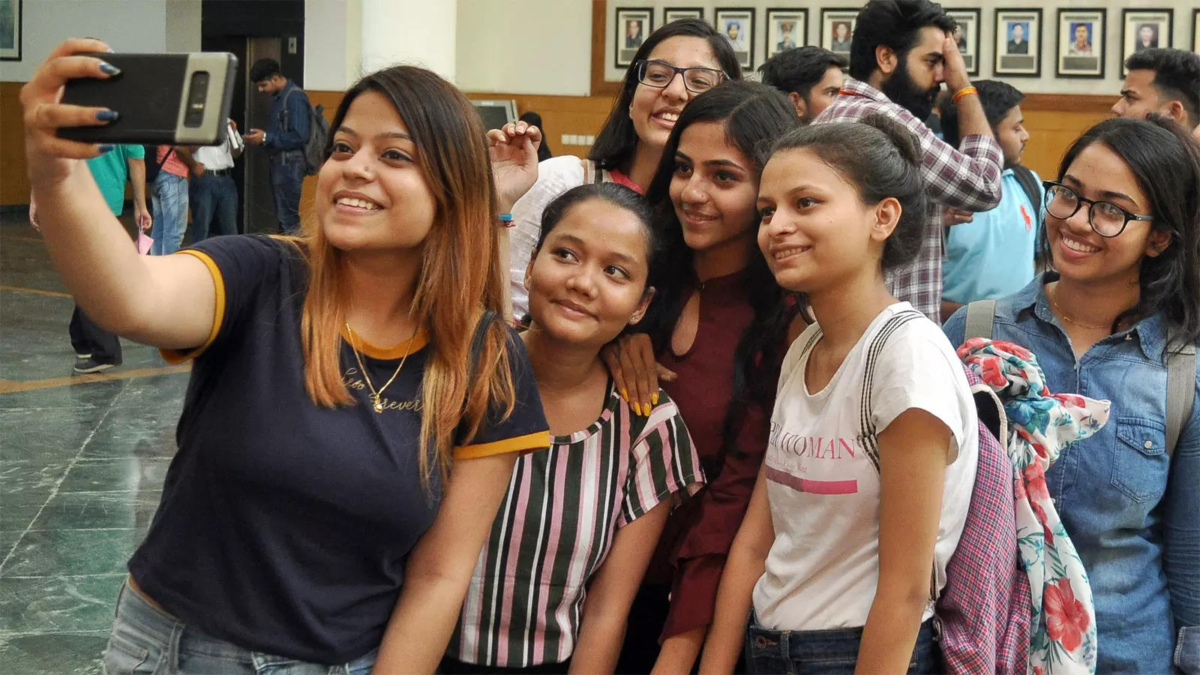 ASHE 2024: Delhi’s HEIs see more female students and rising undergraduate enrolment, but challenges persist