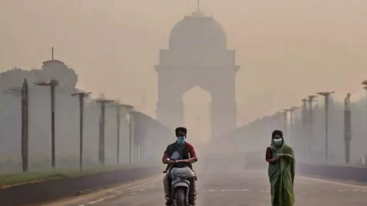 Delhi NCR school closure mandatory, not optional, as AQI sees scant improvement in 'severe' category: Check CAQM revised guidelines here