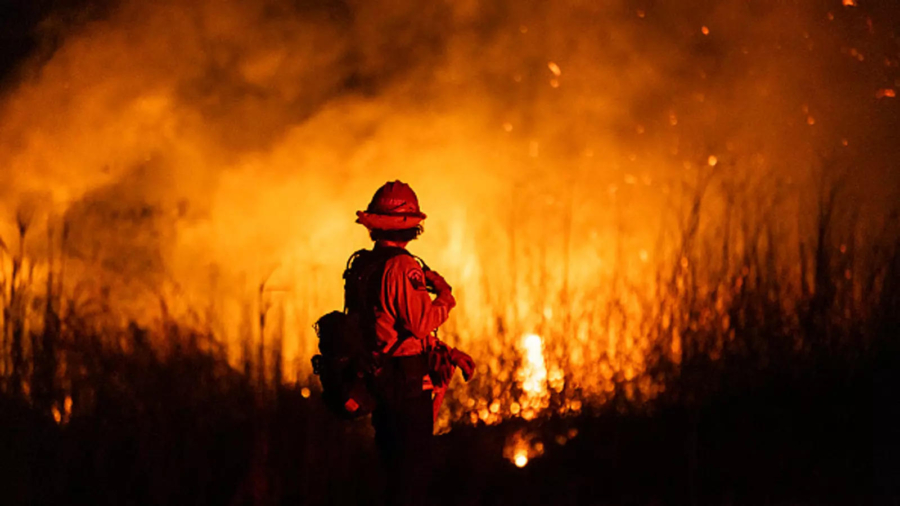 Los Angeles wildfires: Schools rush to find temporary classrooms for displaced students