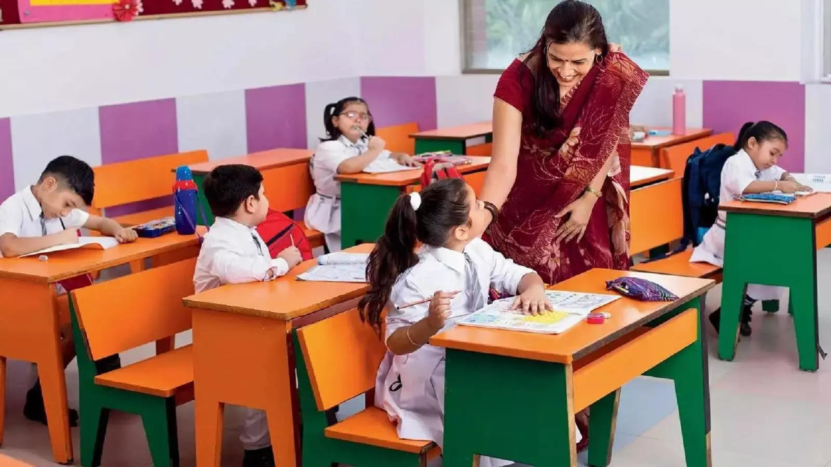 MP Teacher recruitment 2025 registration deadline extended for 10,758 posts: Direct link to apply, salary details and more